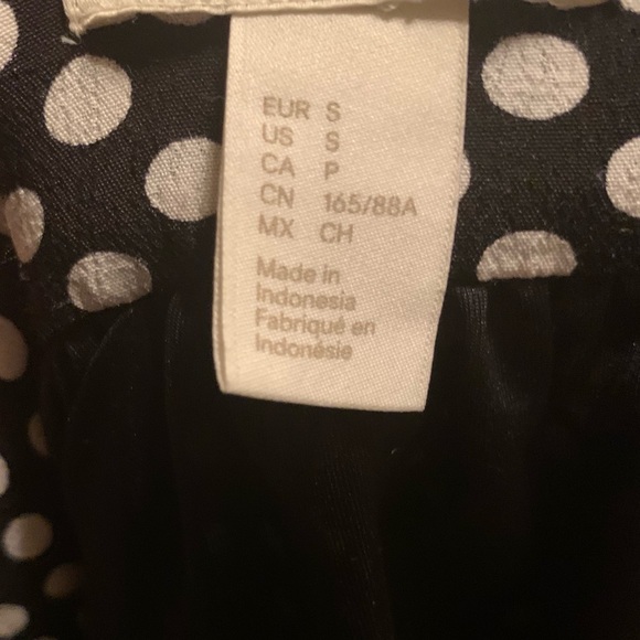 Comfortable Black & White Polkadot Maternity Dress - Picture 2 of 9